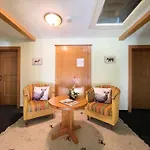 فندق مبيت وإفطار Haus Gertraud اوتز