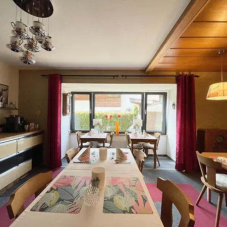 Haus Gertraud Couette-café