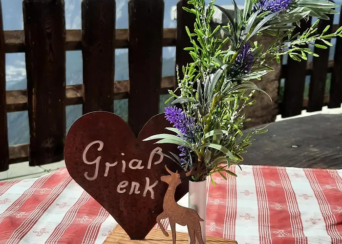 Haus Gertraud 3* Эц